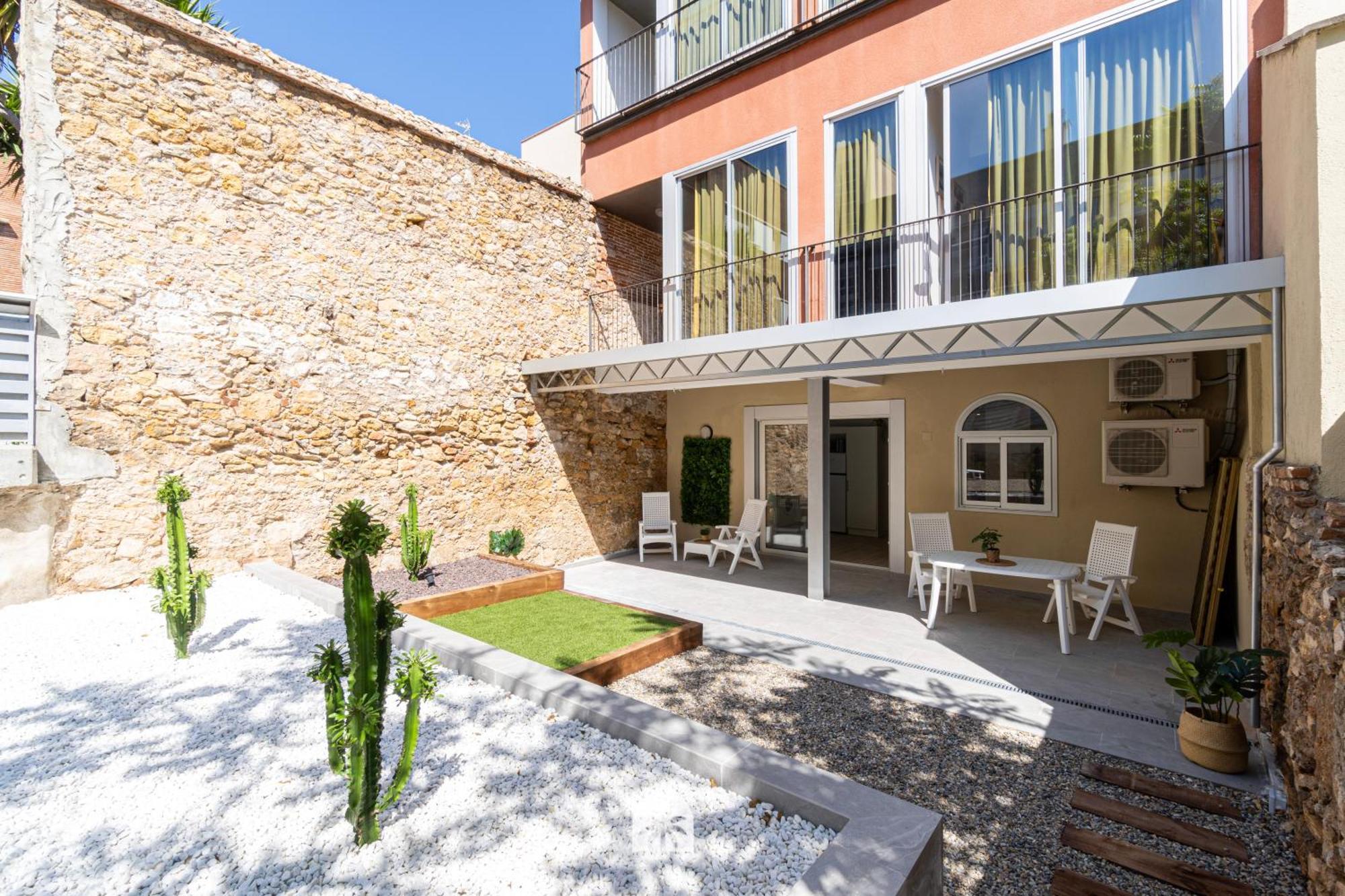 Mediterranean Way - Tarragona Central Apartments Екстер'єр фото