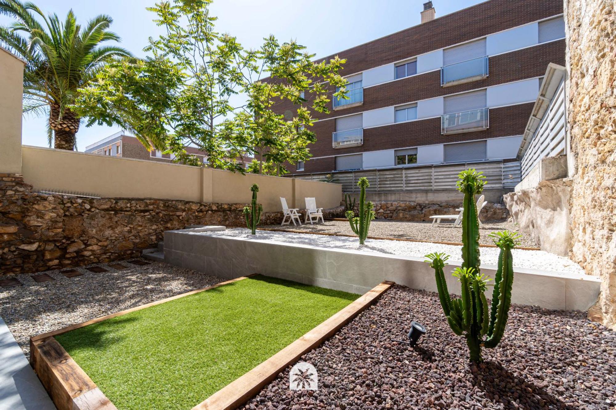 Mediterranean Way - Tarragona Central Apartments Екстер'єр фото